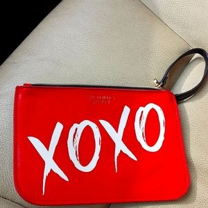 Victoria Secret Pouchette